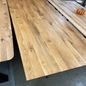 Eichentisch Tisch Wildeiche Schweizer
Kante 180x100 cm