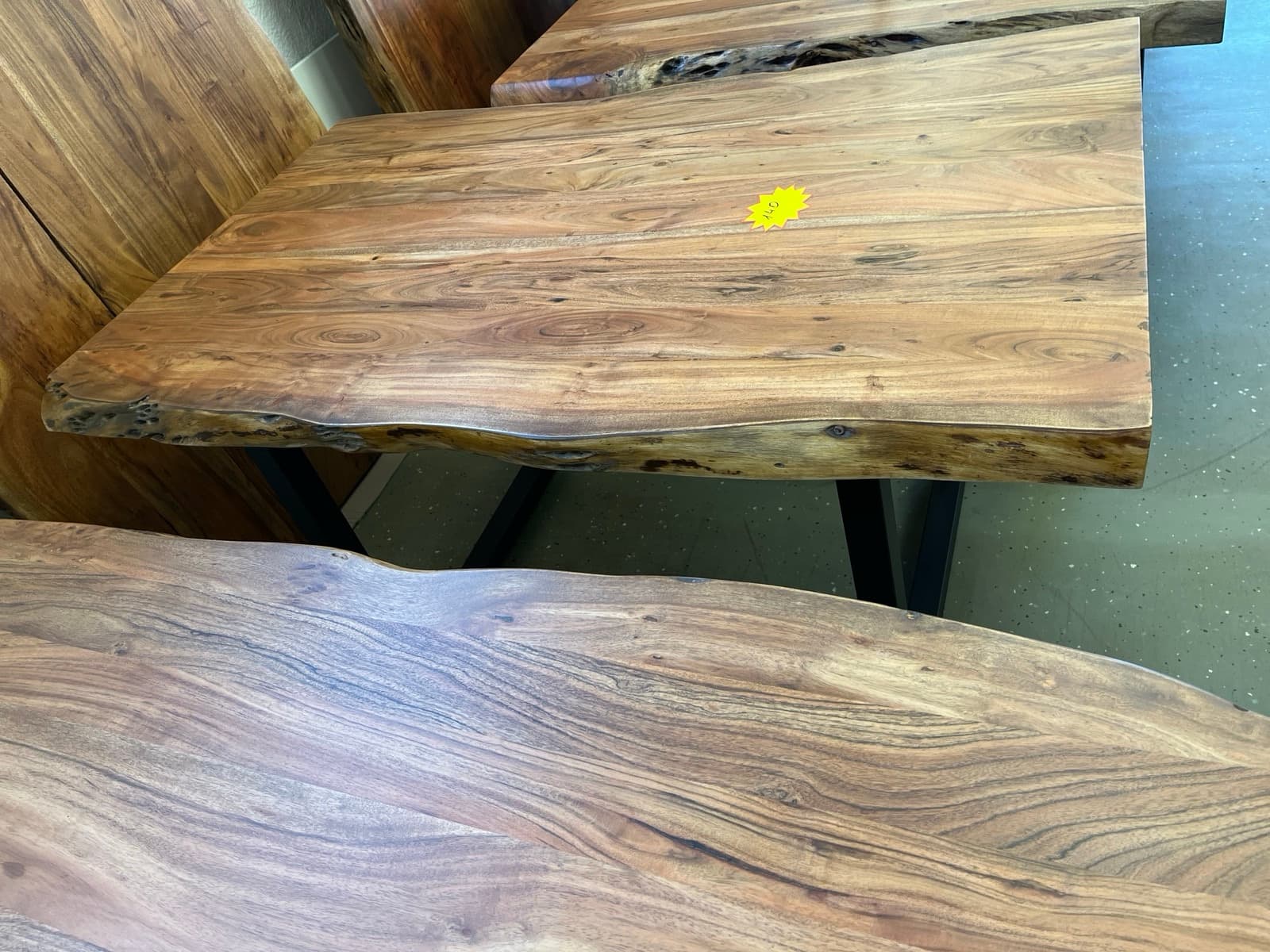 Esstisch Tisch + Massivholz Akazie + 140x90 cm Baumkanten Tische