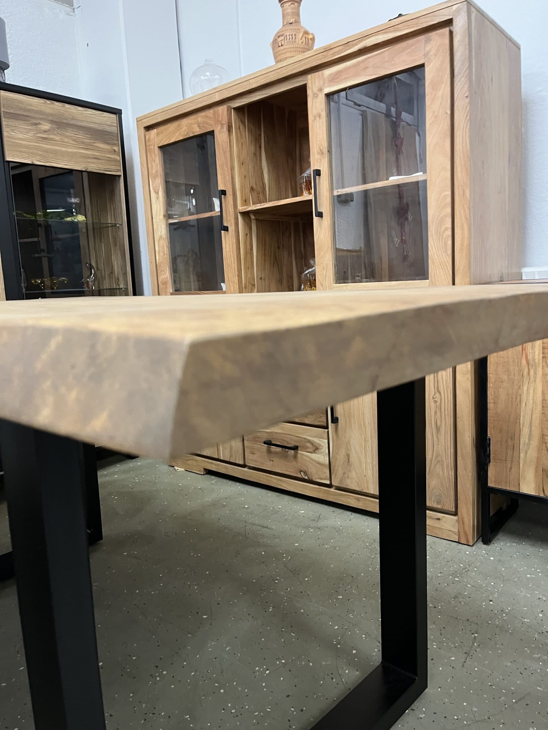 Esstisch aus Mango Holz Massiv mit Baumkante 180x90x78 cm geölt. – Bild 7