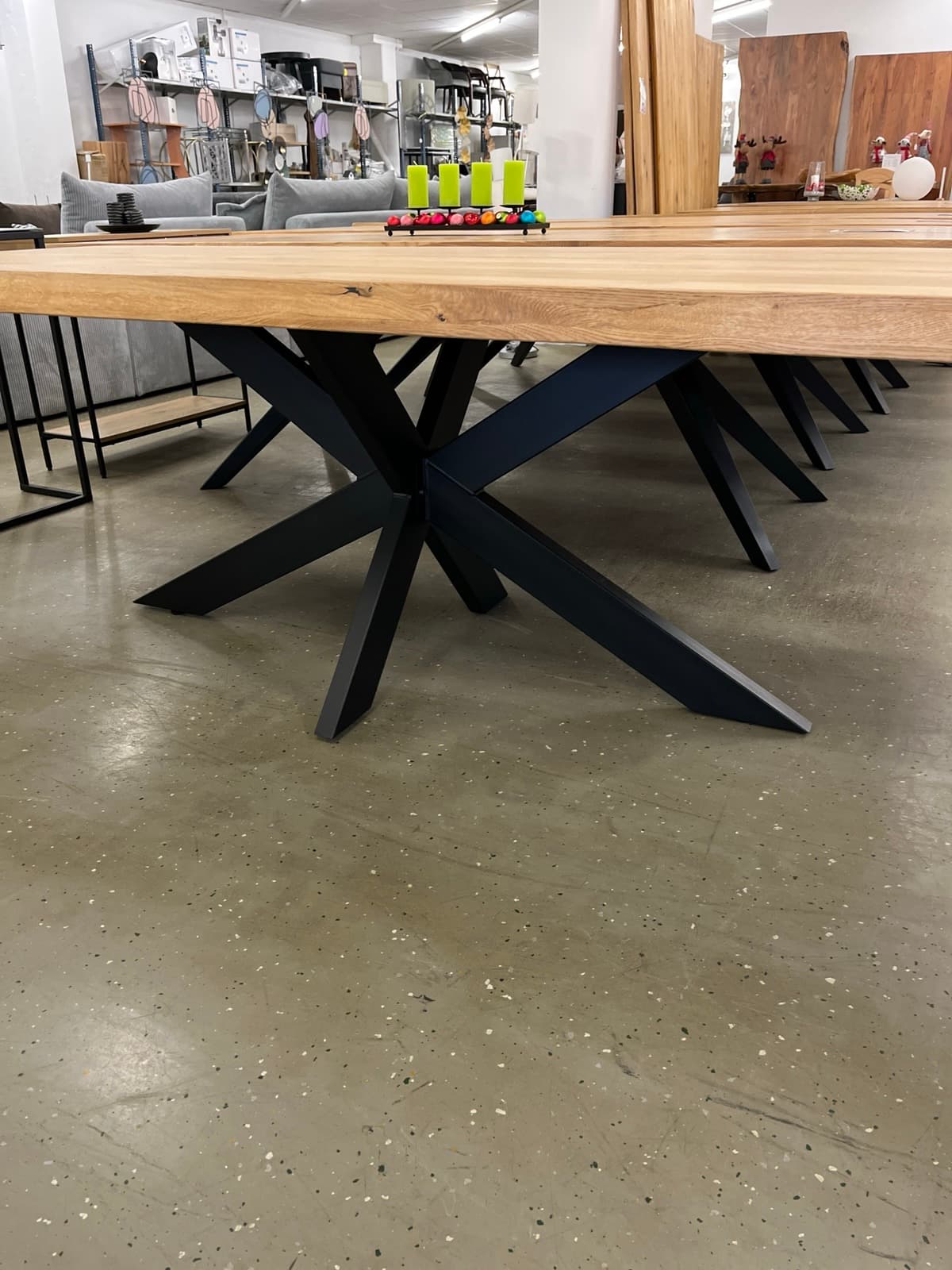 Esstisch aus Eiche Massiv mit Baumkante 240x100x75 cm 60 mm Stark gedoppelt – Bild 4