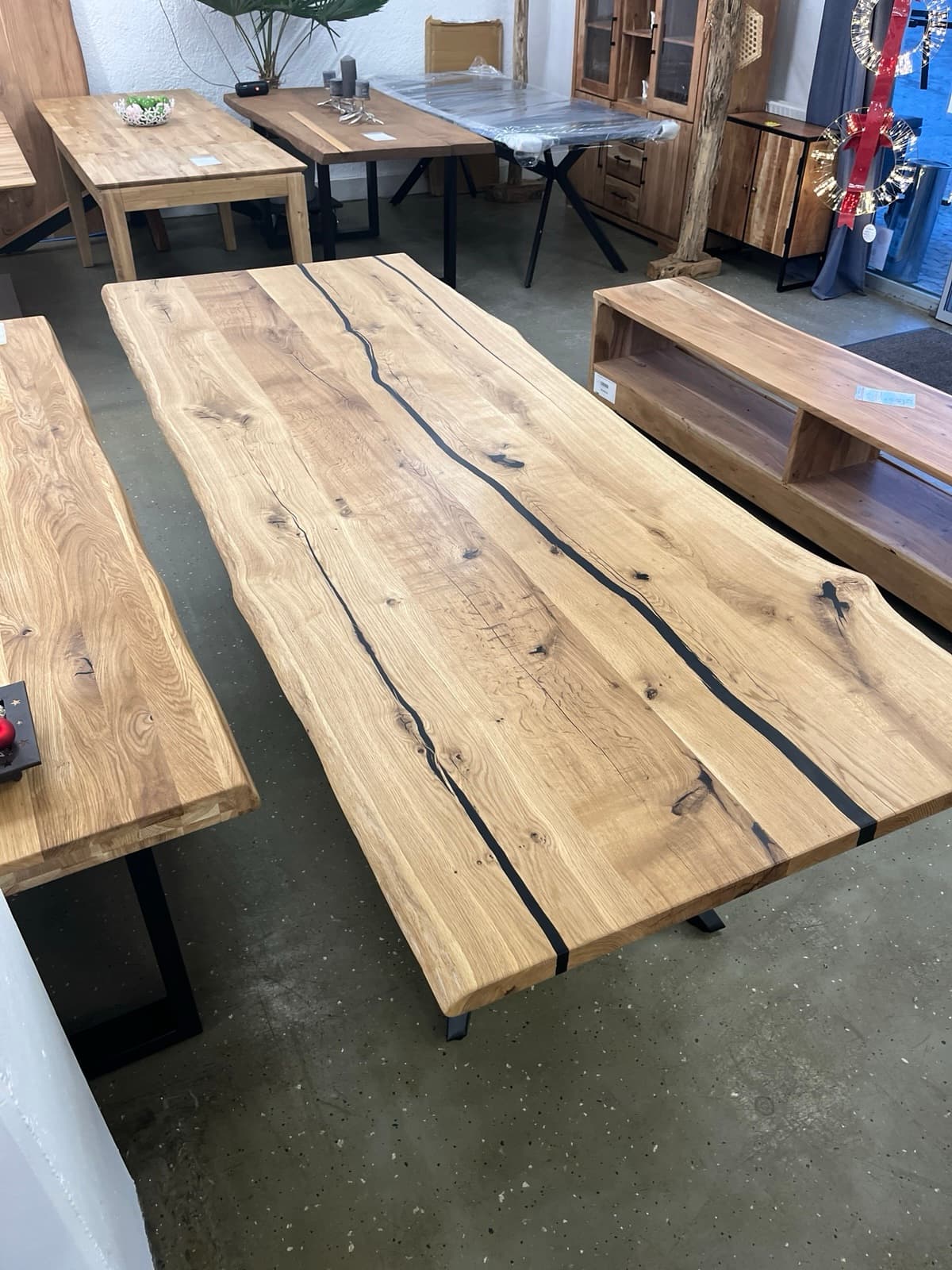 Esstisch Tisch +Massivholz Eiche VOLL 4cm +Baumkante +Epoxidharz 260x100 cm – Bild 10