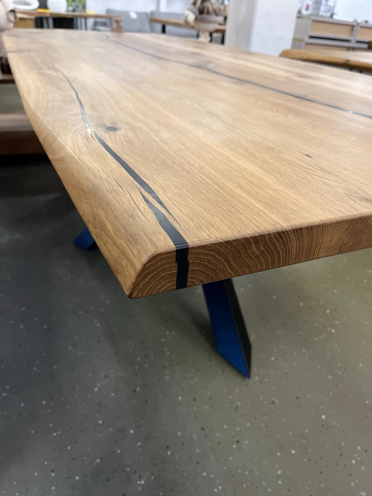 Esstisch Tisch + Massivholz Eiche 240x100x75 cm Epoxidharz mit Stern / Doppel X und U Gestell – Bild 8